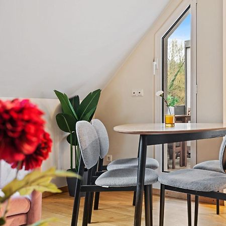 Chic 2Br Stay In Luxembourg With Free Parking Exteriör bild